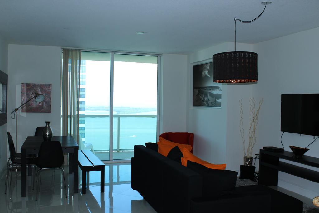 Lyx Suites At One Broadway In Brickell Μαϊάμι Δωμάτιο φωτογραφία