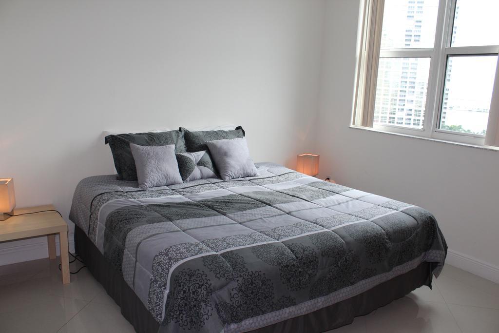 Lyx Suites At One Broadway In Brickell Μαϊάμι Δωμάτιο φωτογραφία
