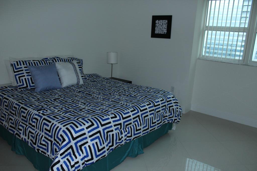 Lyx Suites At One Broadway In Brickell Μαϊάμι Δωμάτιο φωτογραφία
