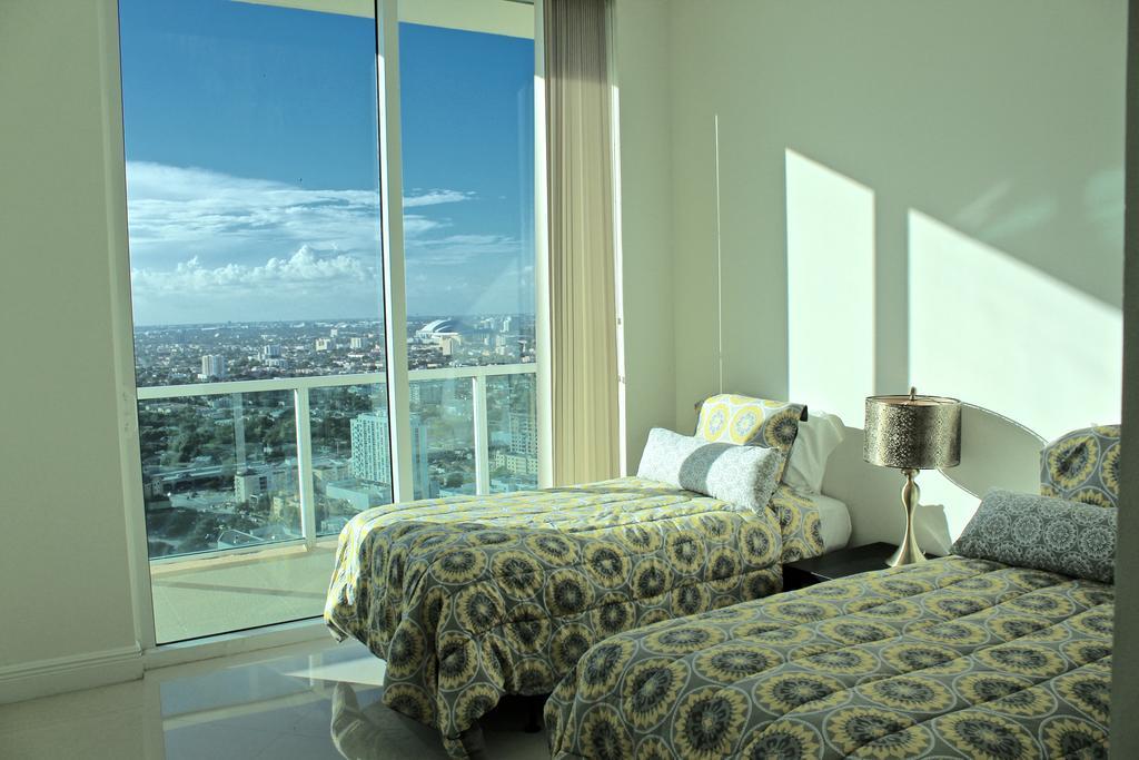 Lyx Suites At One Broadway In Brickell Μαϊάμι Εξωτερικό φωτογραφία