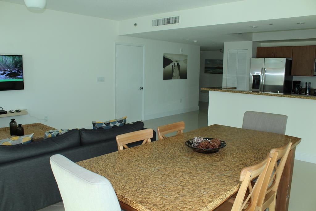Lyx Suites At One Broadway In Brickell Μαϊάμι Εξωτερικό φωτογραφία