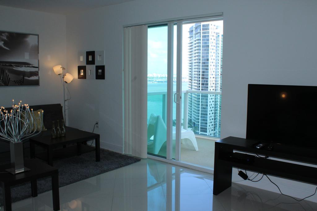Lyx Suites At One Broadway In Brickell Μαϊάμι Εξωτερικό φωτογραφία